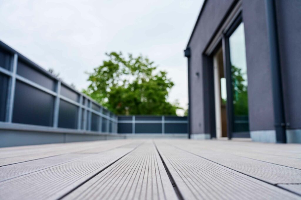 Balconeras de aluminio: ventajas, tipos y claves de elección 2 Balconeras de aluminio: ventajas, tipos y claves de elección