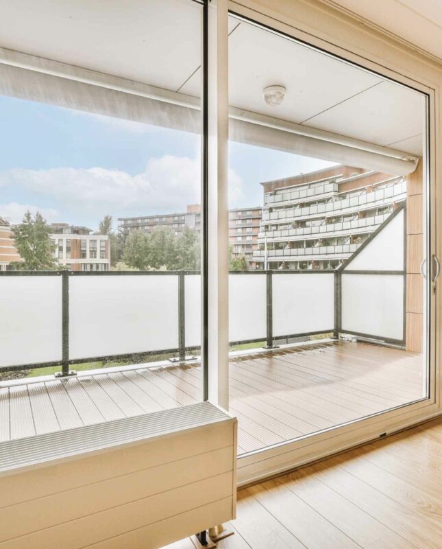 Balconeras de aluminio ventajas, tipos y claves de elección